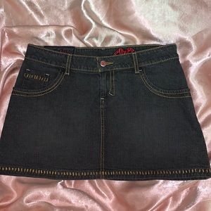 Authentic “chick” Nicky Hilton mini skirt